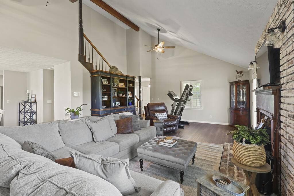 545 Lennie Road Hanson, KY 42413 - Photo 5 of 51 Gallery Image 5