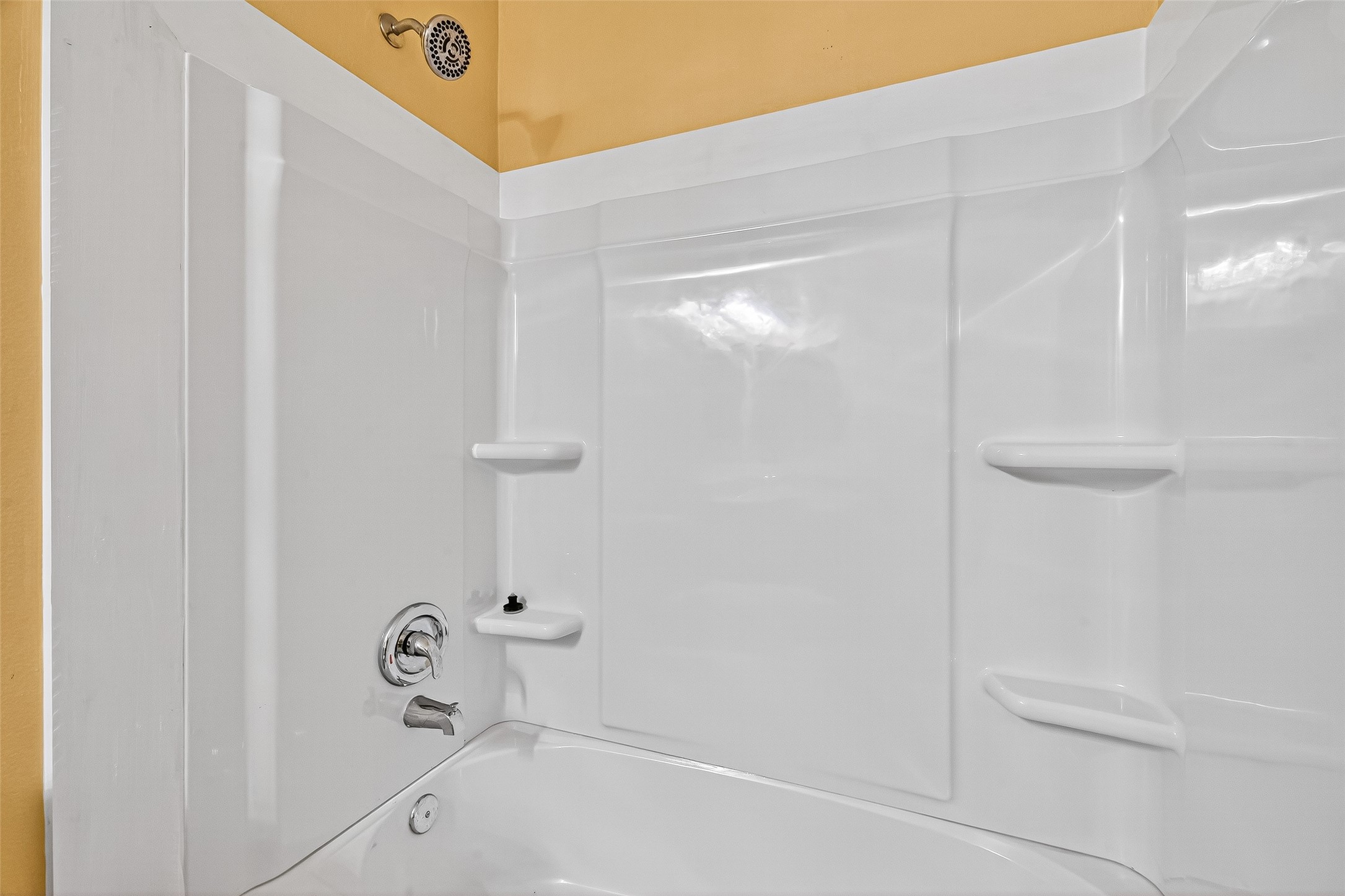 634 Hawthorne Pasture Road Rosenberg, TX 77471 - Photo 20 of 49 a bathroom with a shower