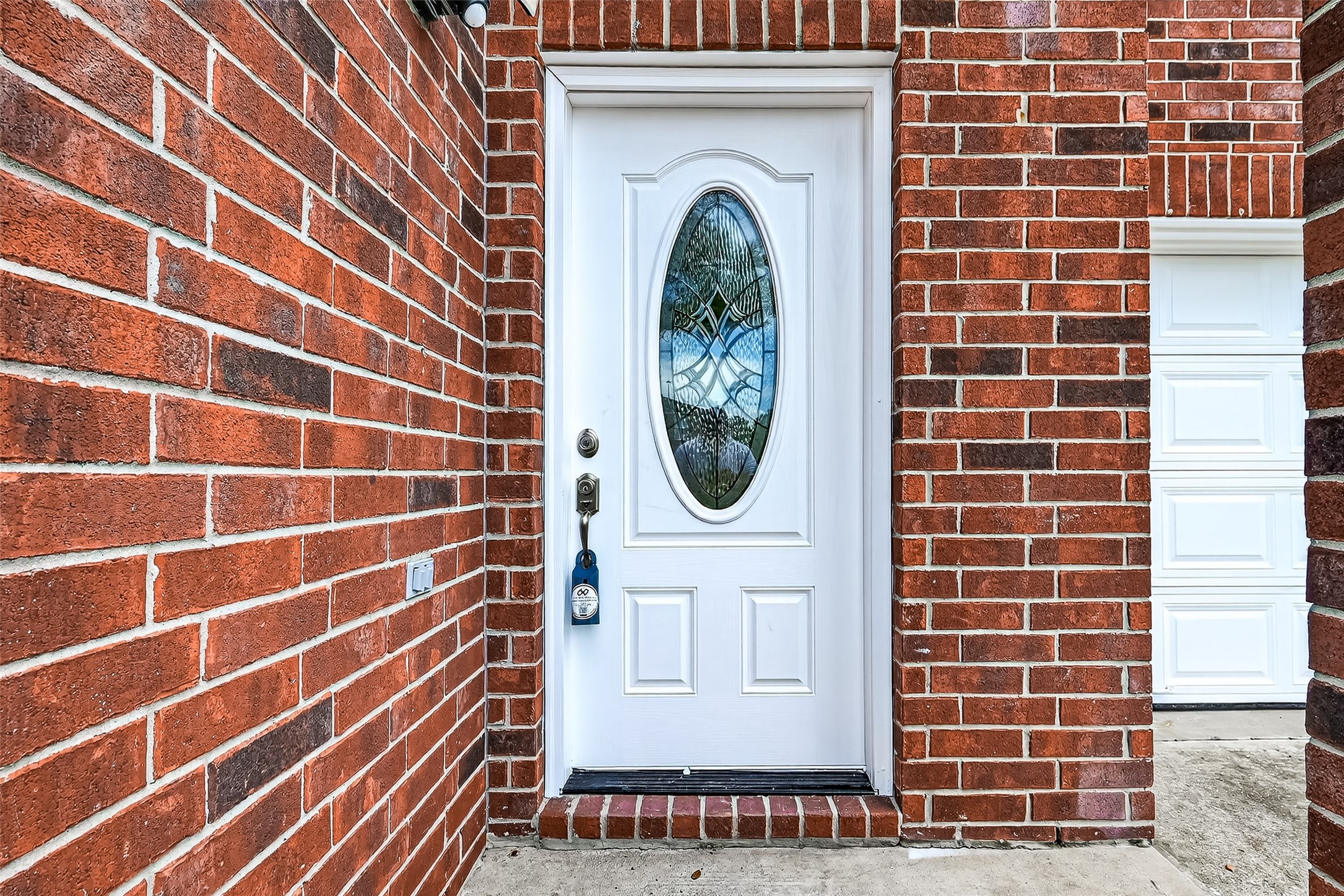 634 Hawthorne Pasture Road Rosenberg, TX 77471 - Photo 5 of 49 a view of a door with a door