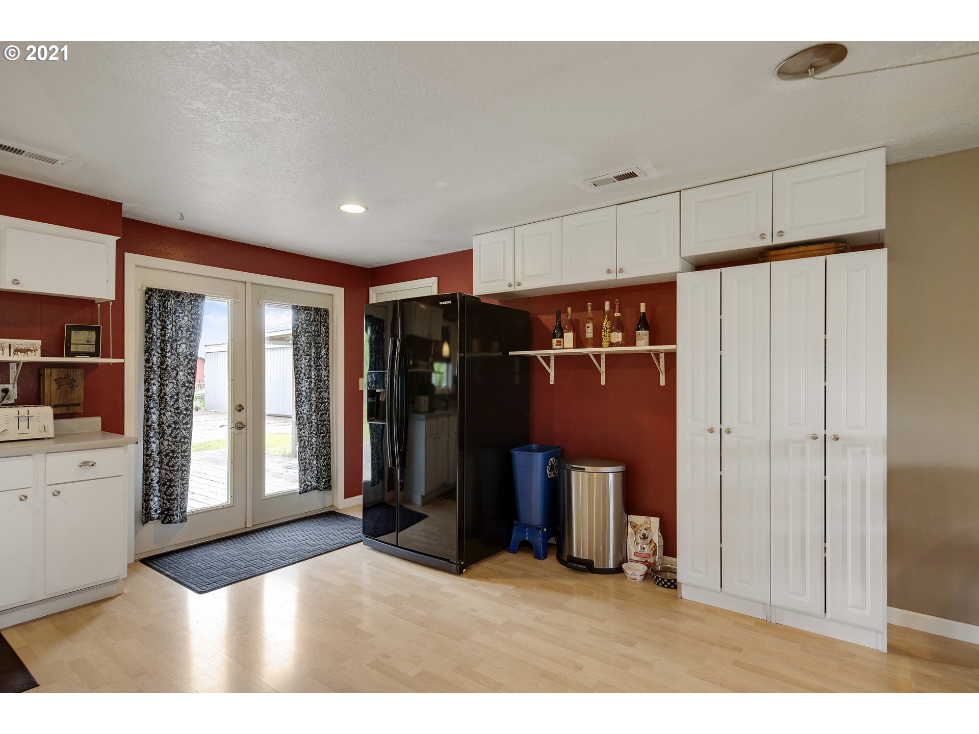 2266 Southwest Dilley Road Forest Grove, OR 97116 - Photo 13 of 32