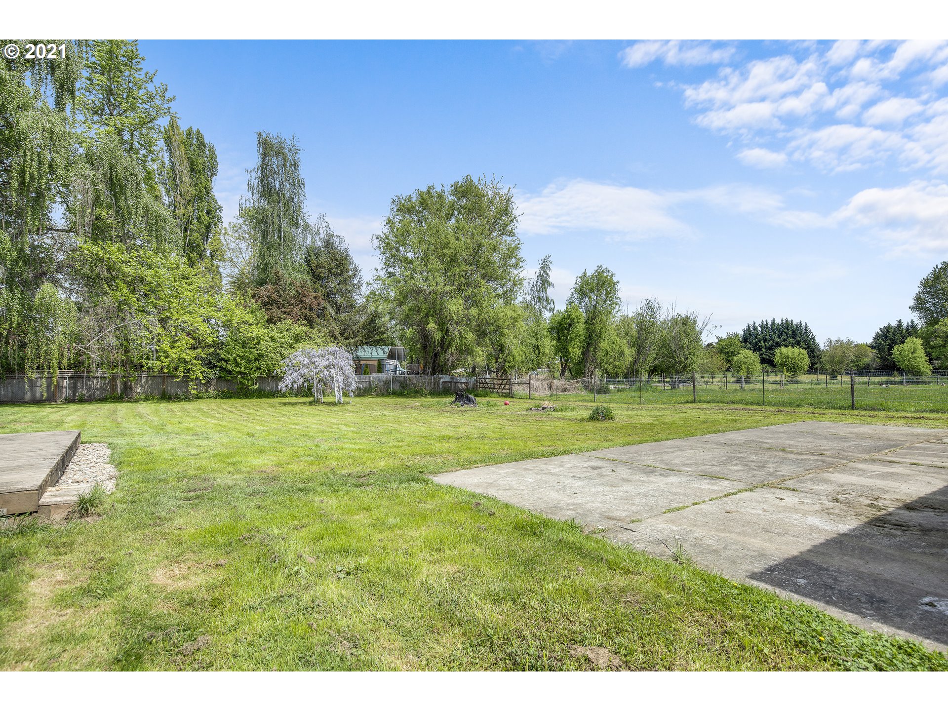 2266 Southwest Dilley Road Forest Grove, OR 97116 - Photo 21 of 32