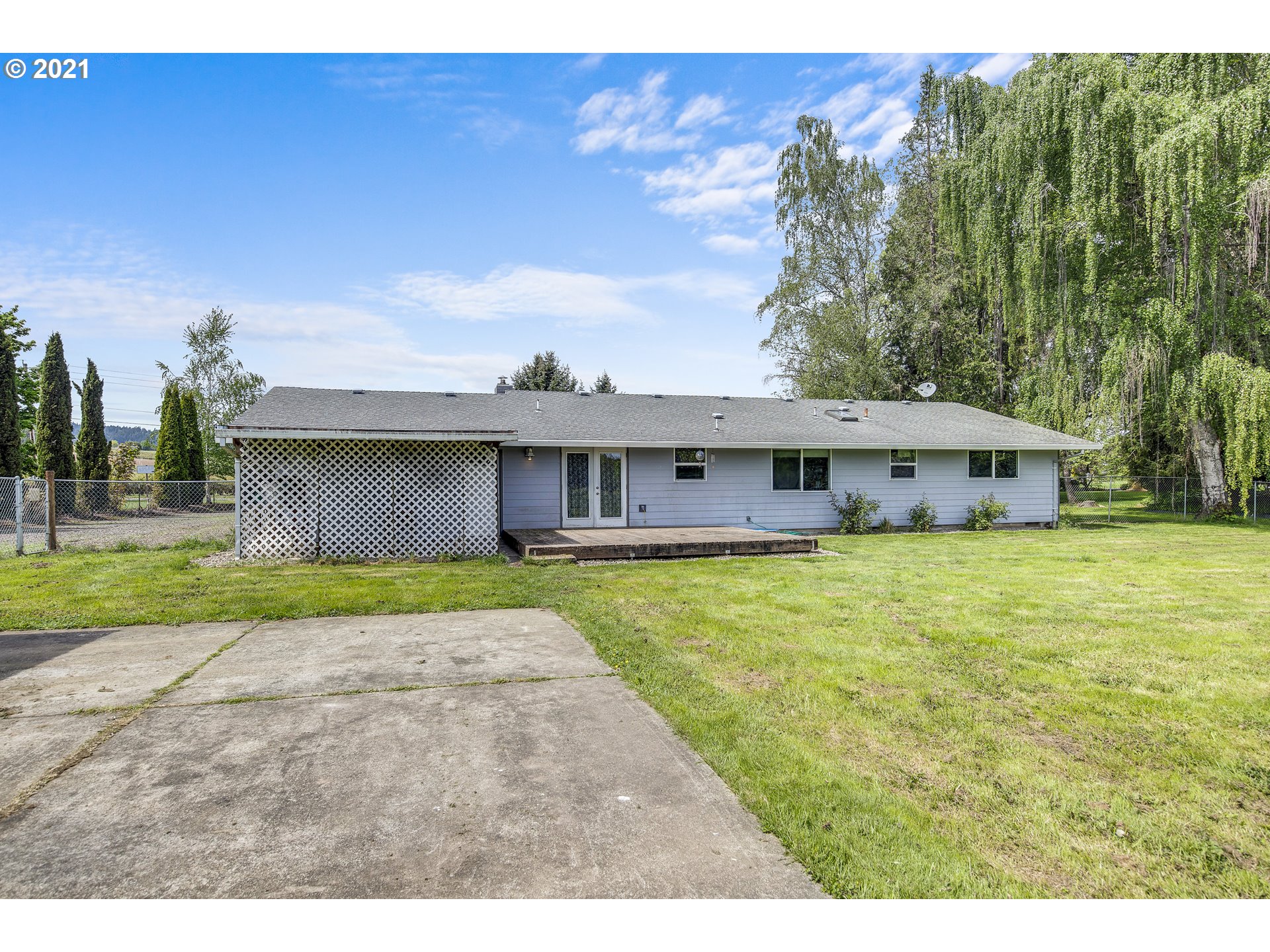 2266 Southwest Dilley Road Forest Grove, OR 97116 - Photo 22 of 32