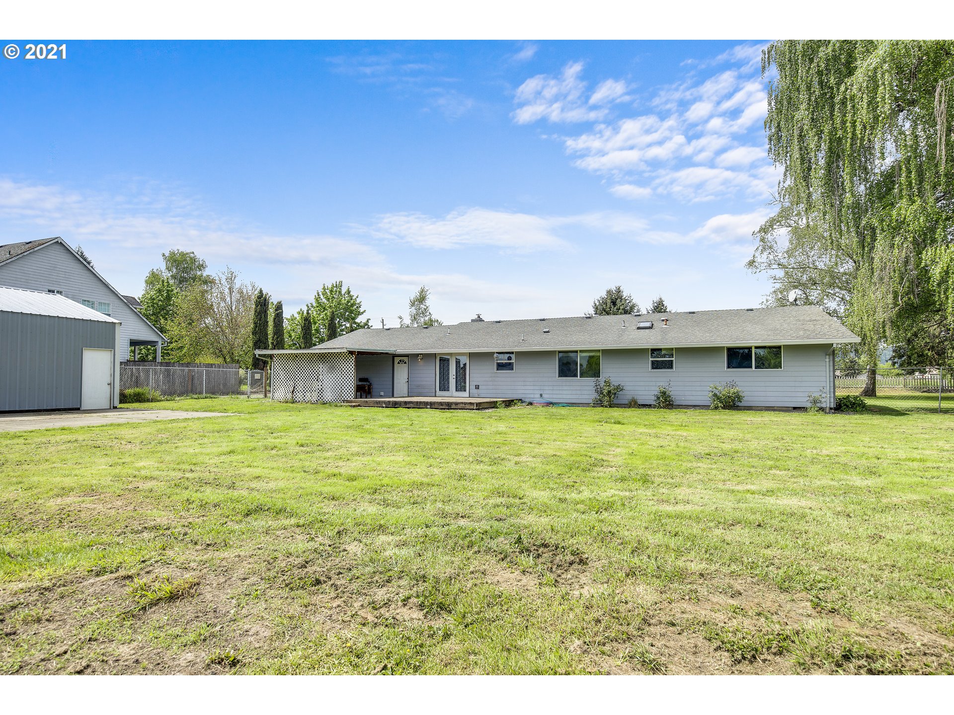 2266 Southwest Dilley Road Forest Grove, OR 97116 - Photo 23 of 32