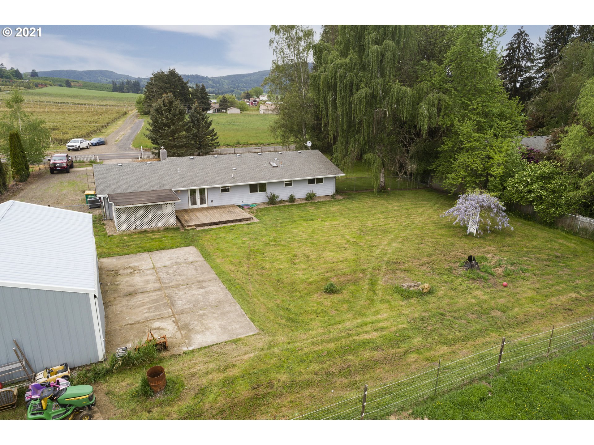 2266 Southwest Dilley Road Forest Grove, OR 97116 - Photo 24 of 32