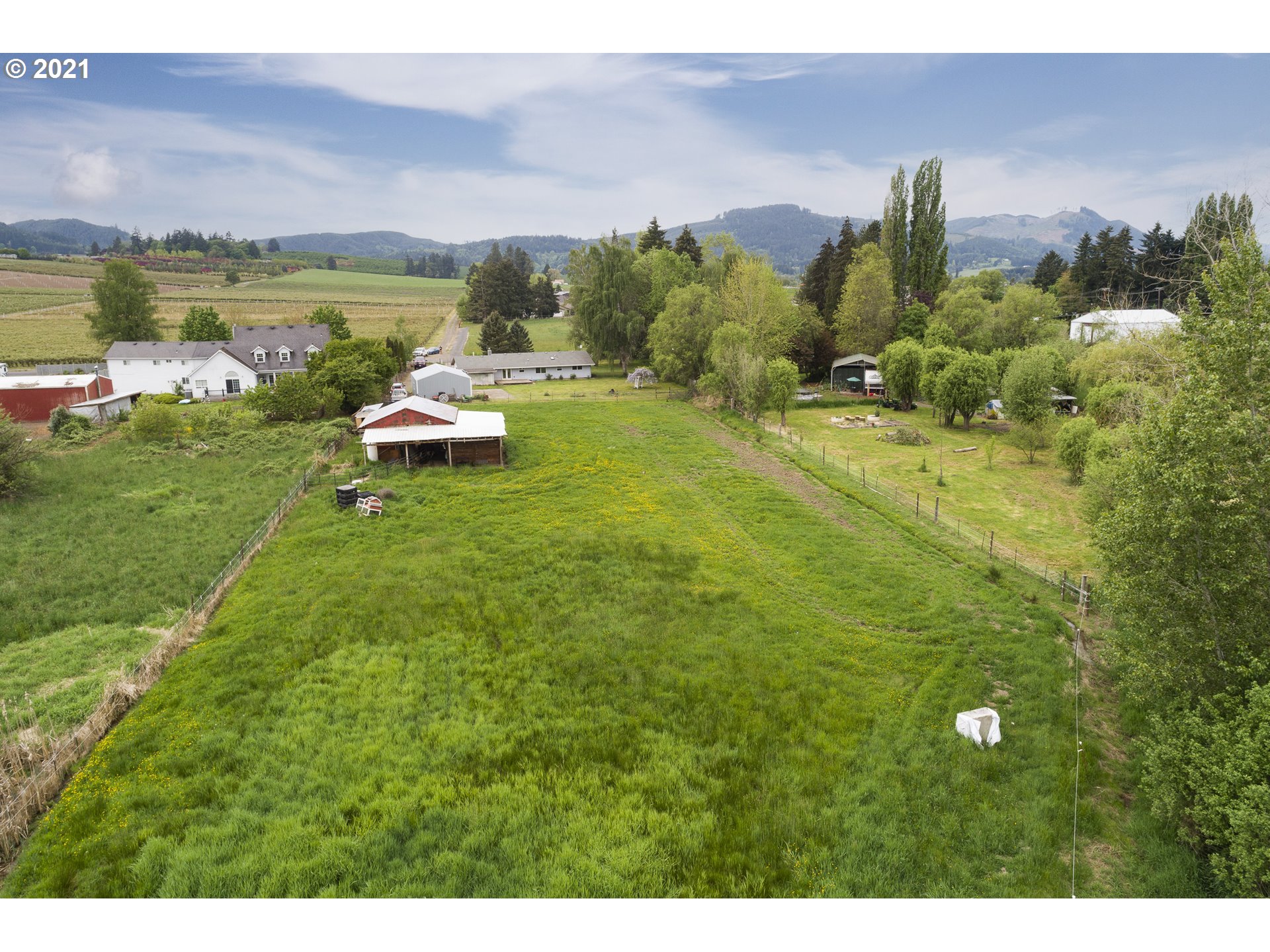 2266 Southwest Dilley Road Forest Grove, OR 97116 - Photo 27 of 32