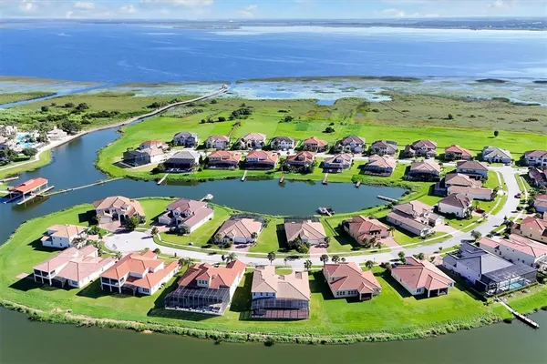 $995,000 | 870 Spinnaker Way, Kissimmee, FL 34746