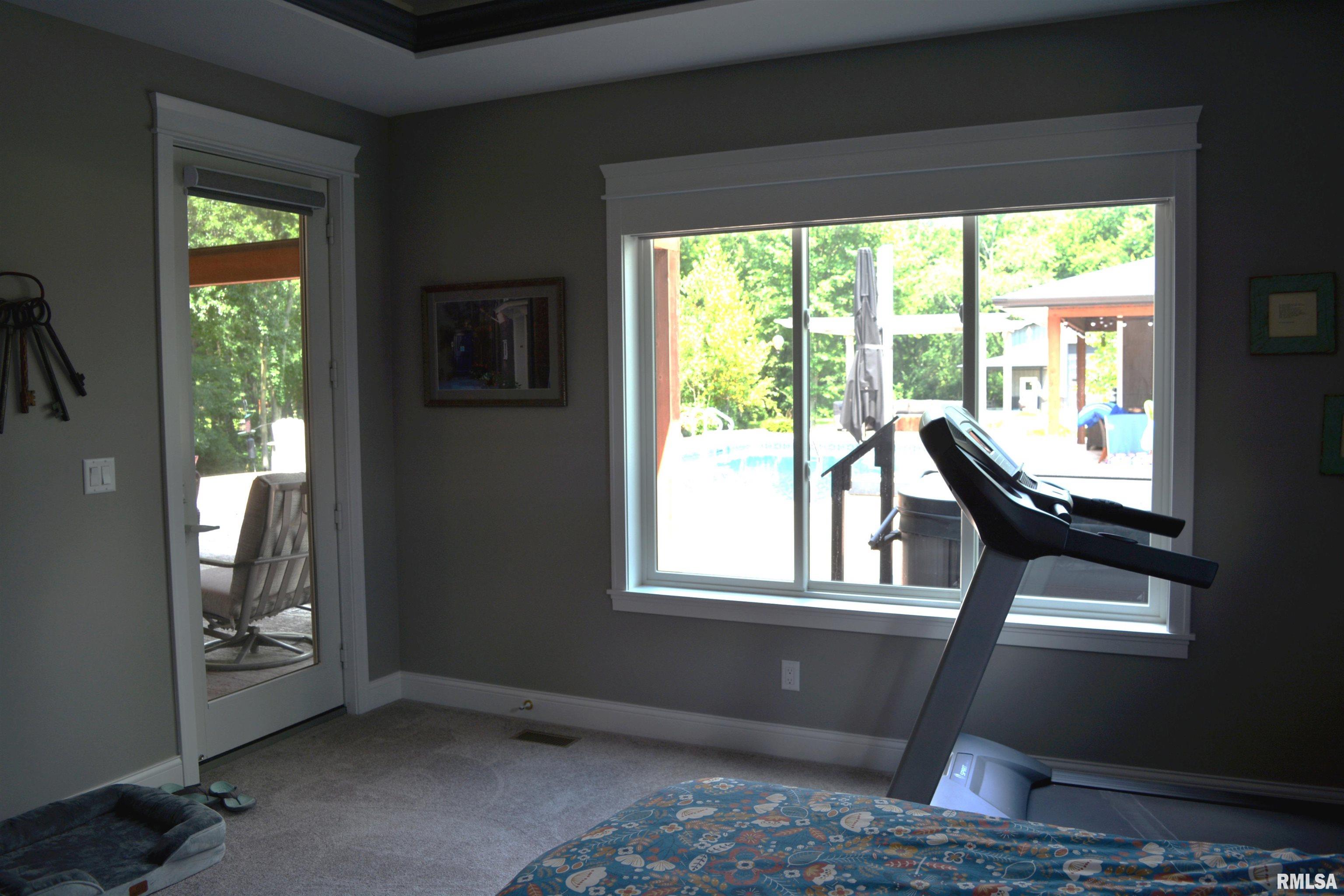 5600 Iron Bridge Road Chatham, IL 62629 - Photo 17 of 42 Gallery Image 17