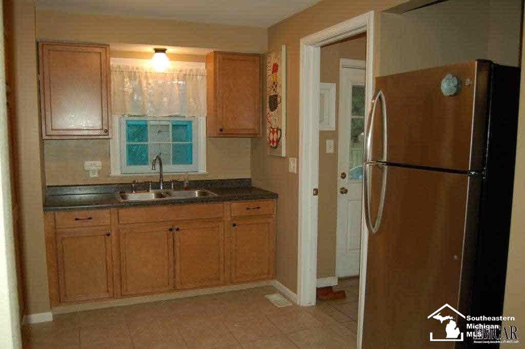 3739 Consear Road Lambertville, MI 48144 - Photo 14 of 21 21347385-13.JPG
