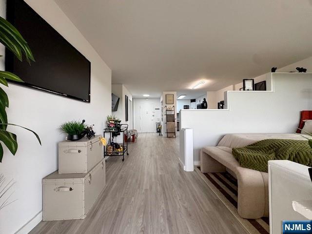 1203 River, Unit 5G Edgewater, NJ 07020 - Photo 18 of 34