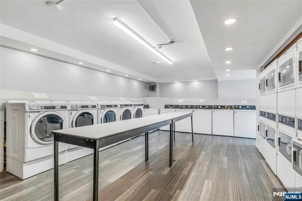 1203 River, Unit 5G Edgewater, NJ 07020 - Photo 25 of 34