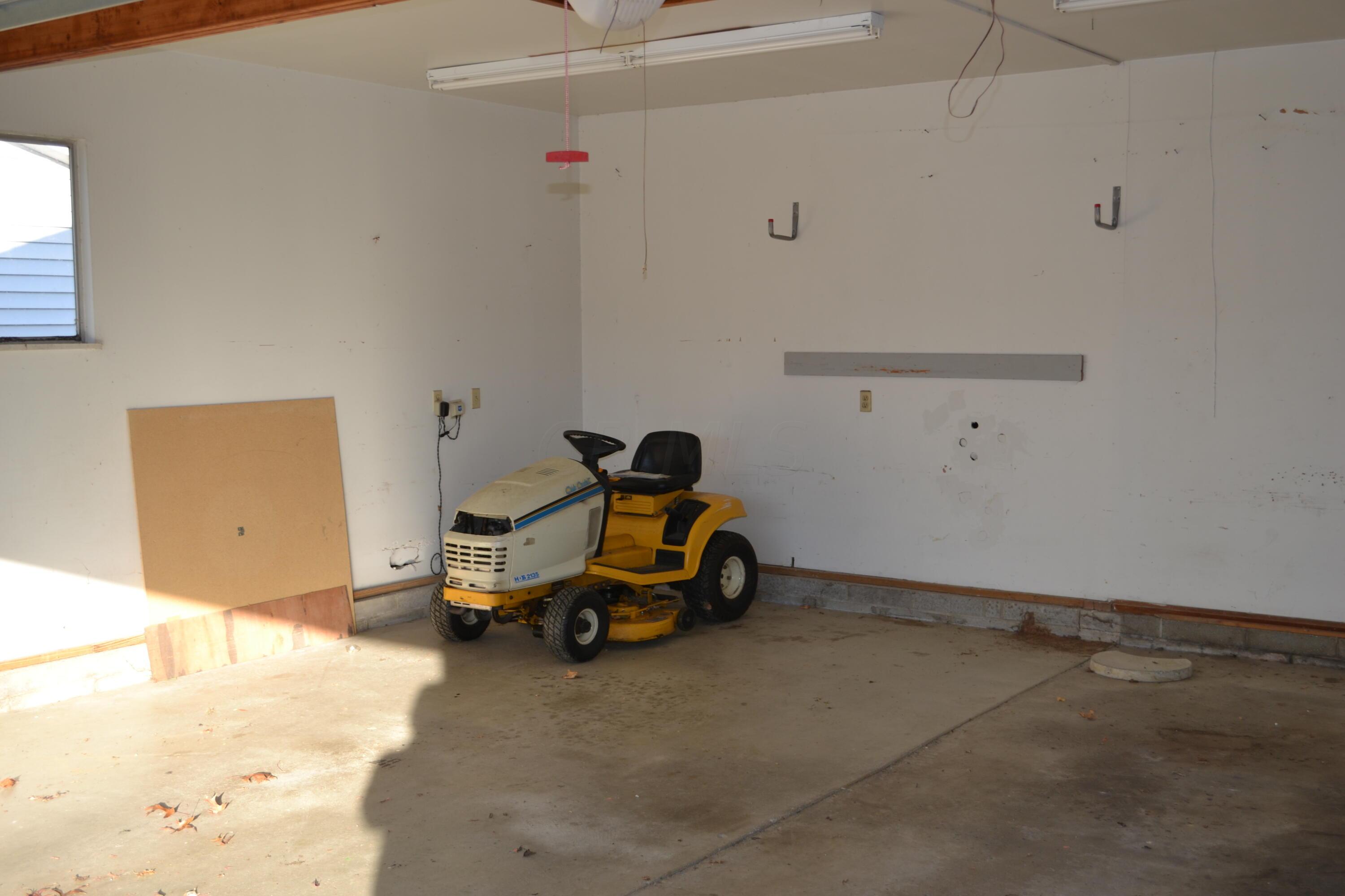 310 Edwards Road Circleville, OH 43113 - Photo 25 of 26 garage