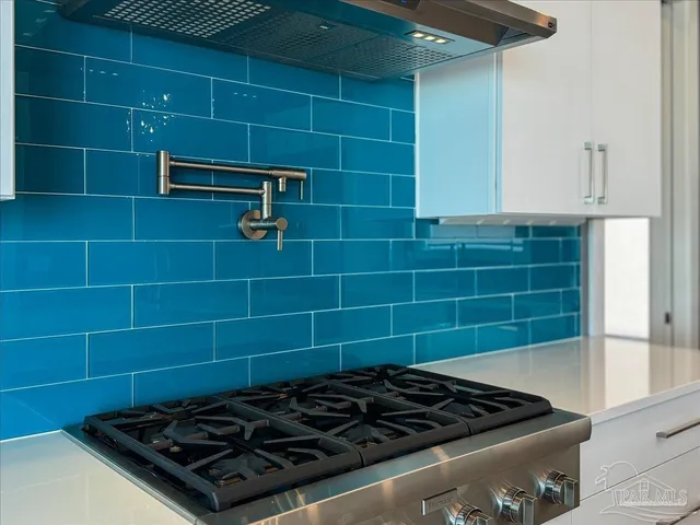 $7,275,000 | 7307 Gulf Boulevard, Navarre Beach, FL 32566