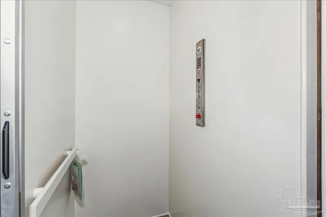 $7,275,000 | 7307 Gulf Boulevard, Navarre Beach, FL 32566