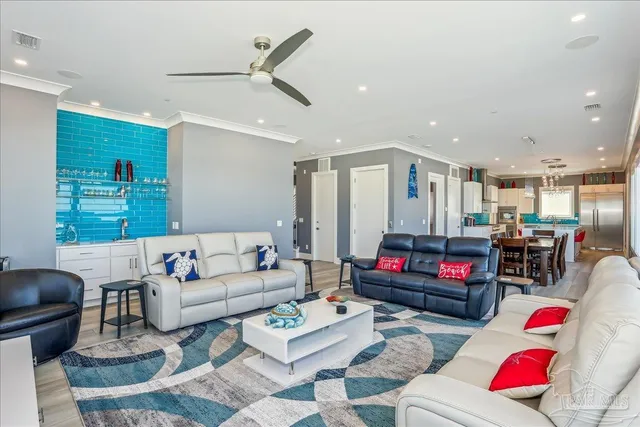 $7,275,000 | 7307 Gulf Boulevard, Navarre Beach, FL 32566