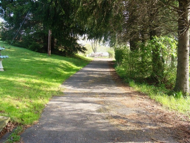 1372 Flat Top Road Shady Spring, WV 25918 - Photo 17 of 19 May 4th Auction, 12 noon Greene Estate