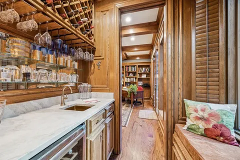 $1,730,000 | 3 Glenmeadow Court, Dallas, TX 75225