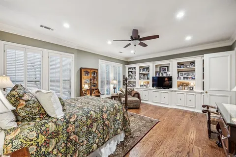 $1,730,000 | 3 Glenmeadow Court, Dallas, TX 75225