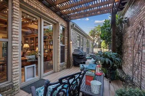 $1,730,000 | 3 Glenmeadow Court, Dallas, TX 75225