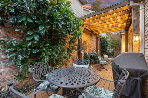 $1,730,000 | 3 Glenmeadow Court, Dallas, TX 75225