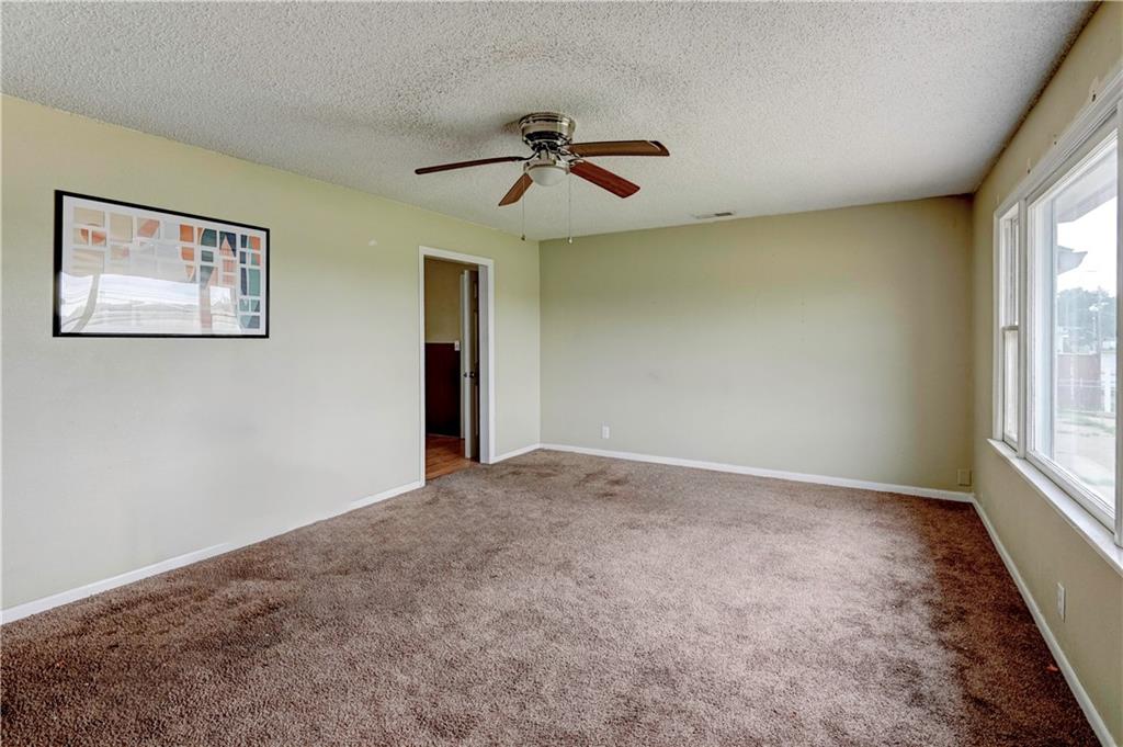 11512 Blue Ridge Boulevard Kansas City, MO 64134 - Photo 4 of 16