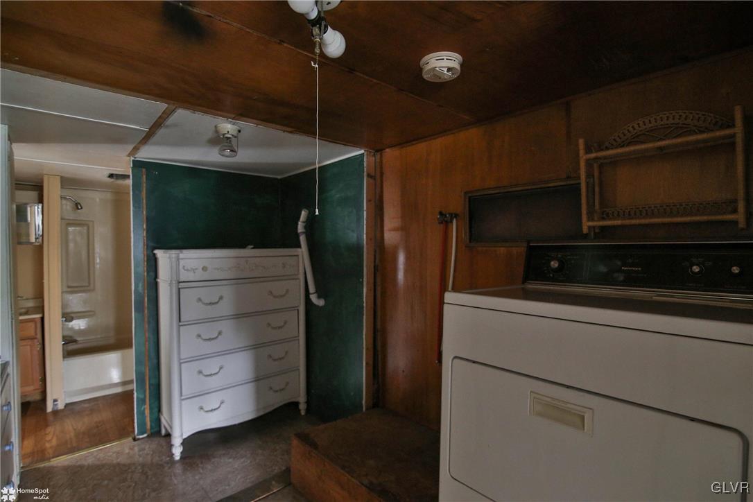 491 Sportsman Club Road Nazareth, PA 18064 - Photo 14 of 25 a kitchen with a refrigerator stove and cabinets