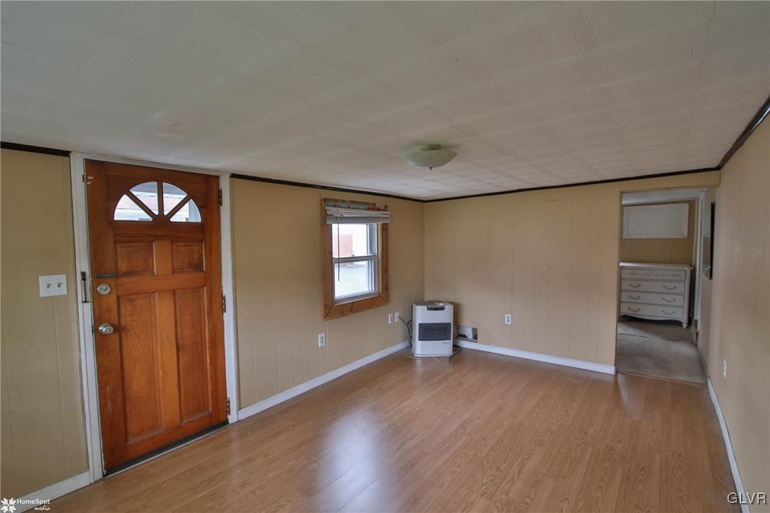 491 Sportsman Club Road Nazareth, PA 18064 - Photo 5 of 25 an empty room with windows and closet
