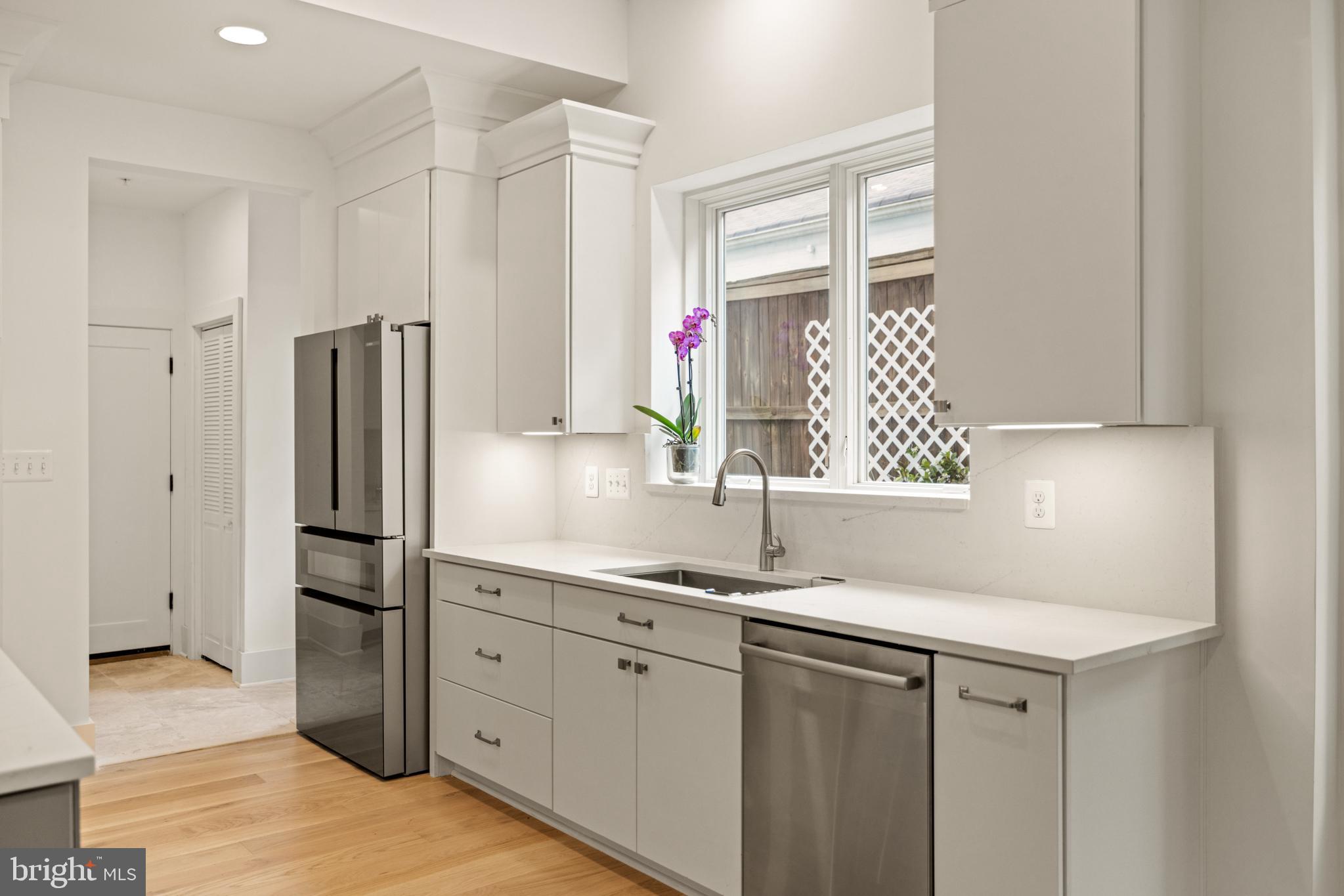 8609 Woodbrook Lane Chevy Chase, MD 20815 - Photo 12 of 49