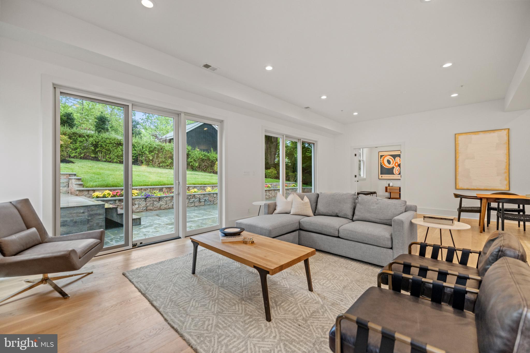 8609 Woodbrook Lane Chevy Chase, MD 20815 - Photo 16 of 49