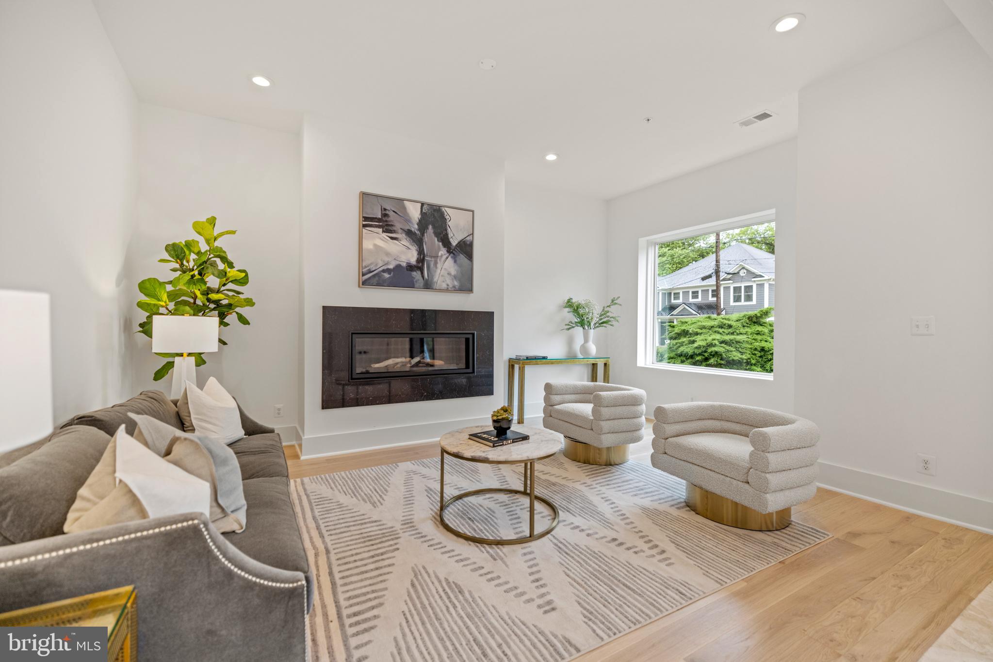 8609 Woodbrook Lane Chevy Chase, MD 20815 - Photo 3 of 49