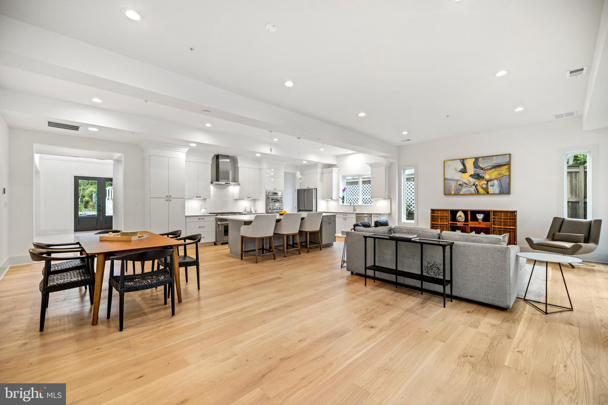 8609 Woodbrook Lane Chevy Chase, MD 20815 - Photo 7 of 49