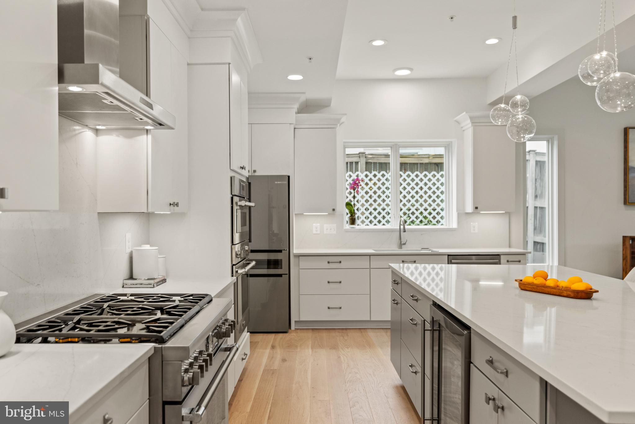 8609 Woodbrook Lane Chevy Chase, MD 20815 - Photo 9 of 49