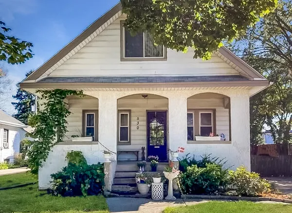 $375,000 | 530 North 61st Street, Wauwatosa, WI 53213