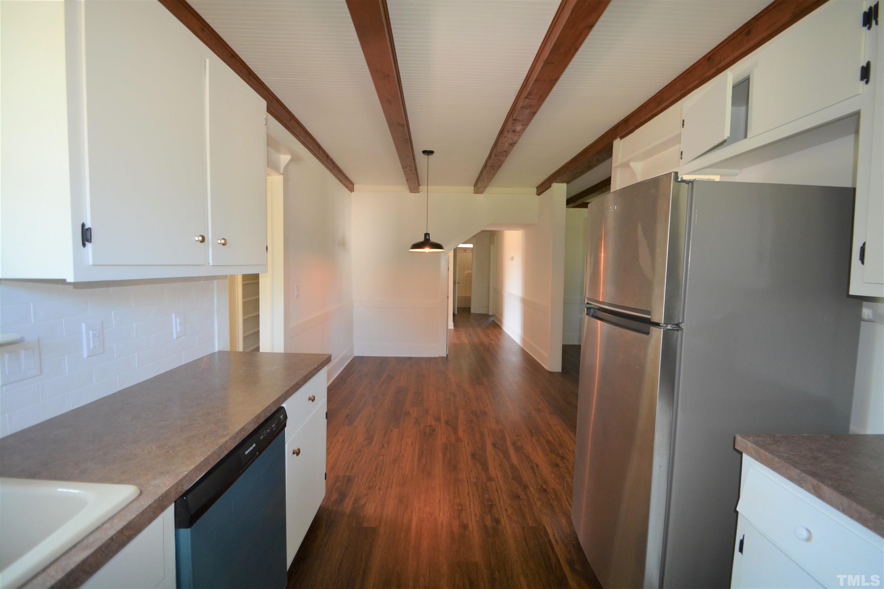 2037 Cooper Road Graham, NC 27253 - Photo 11 of 28 Gallery Image 11