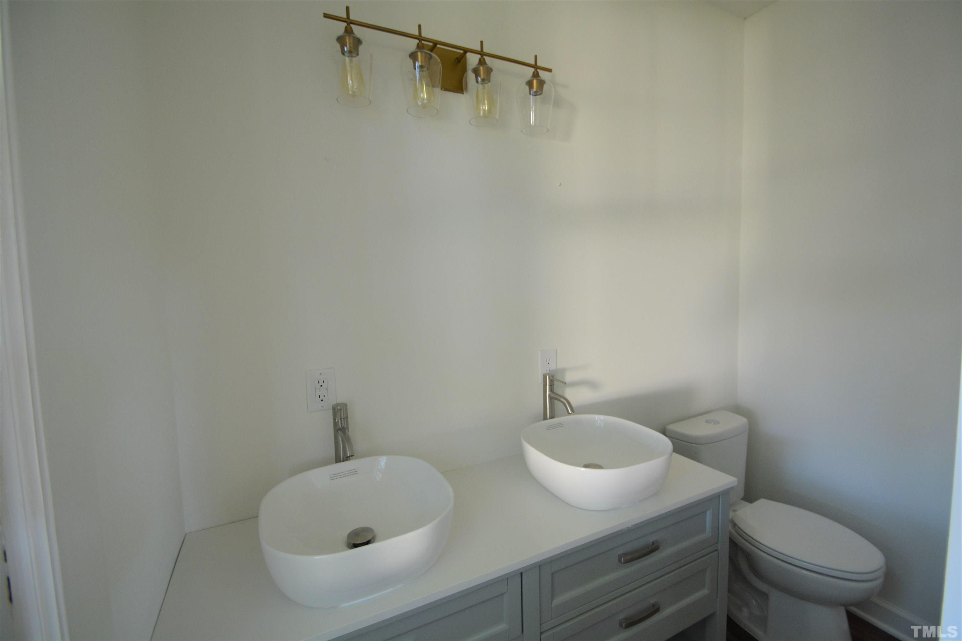 2037 Cooper Road Graham, NC 27253 - Photo 19 of 28 Gallery Image 19