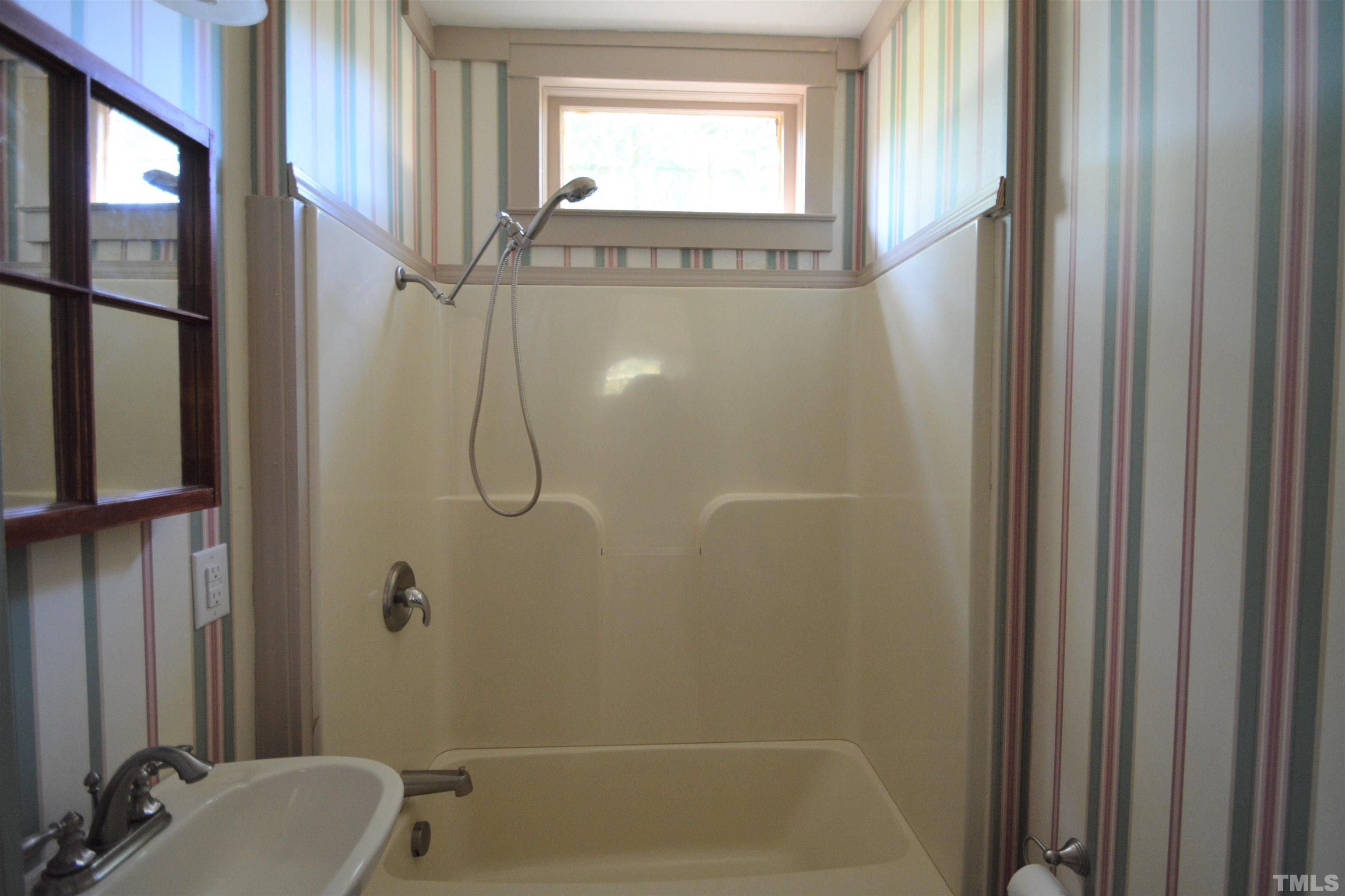 2037 Cooper Road Graham, NC 27253 - Photo 21 of 28 Gallery Image 21