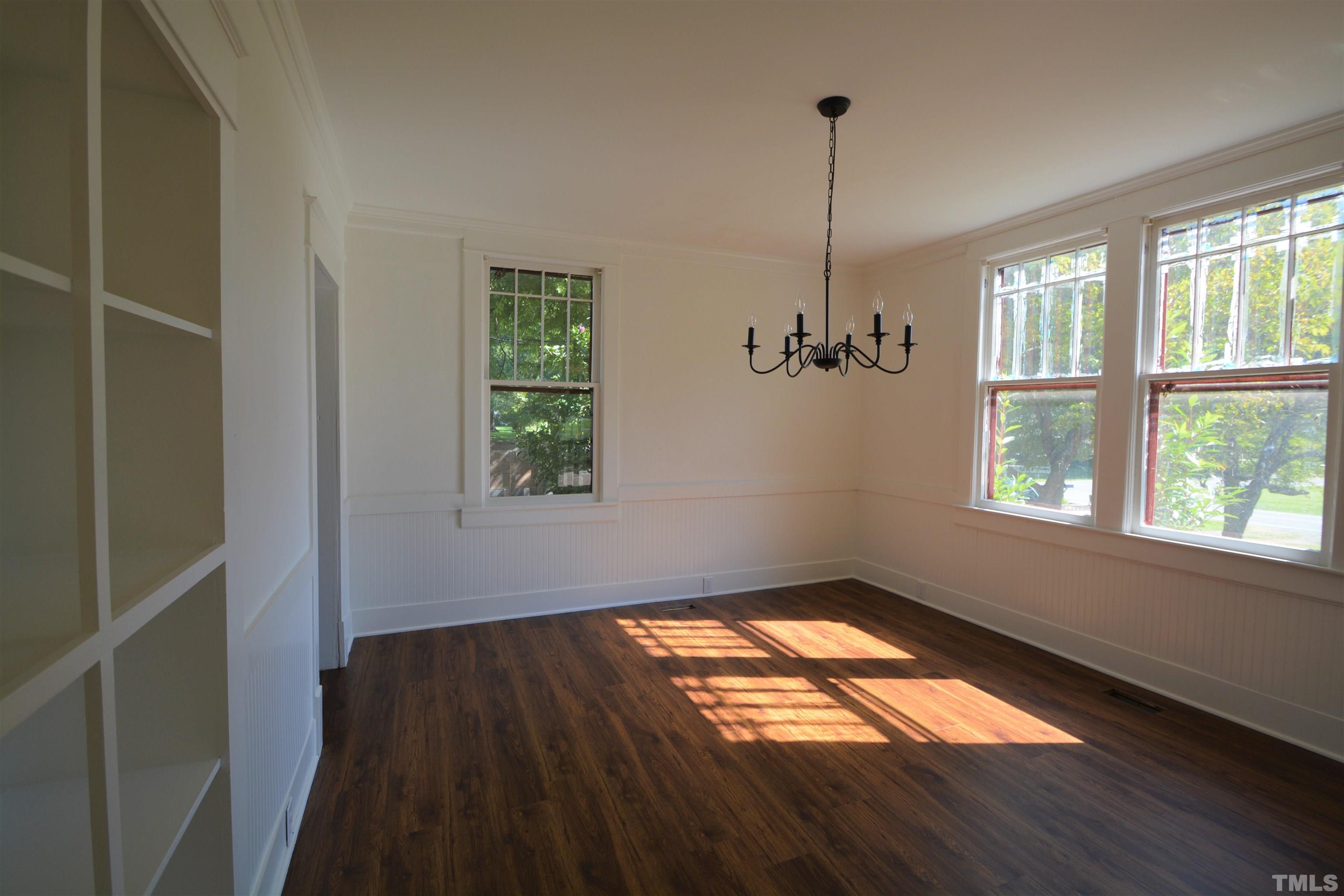 2037 Cooper Road Graham, NC 27253 - Photo 7 of 28 Gallery Image 7