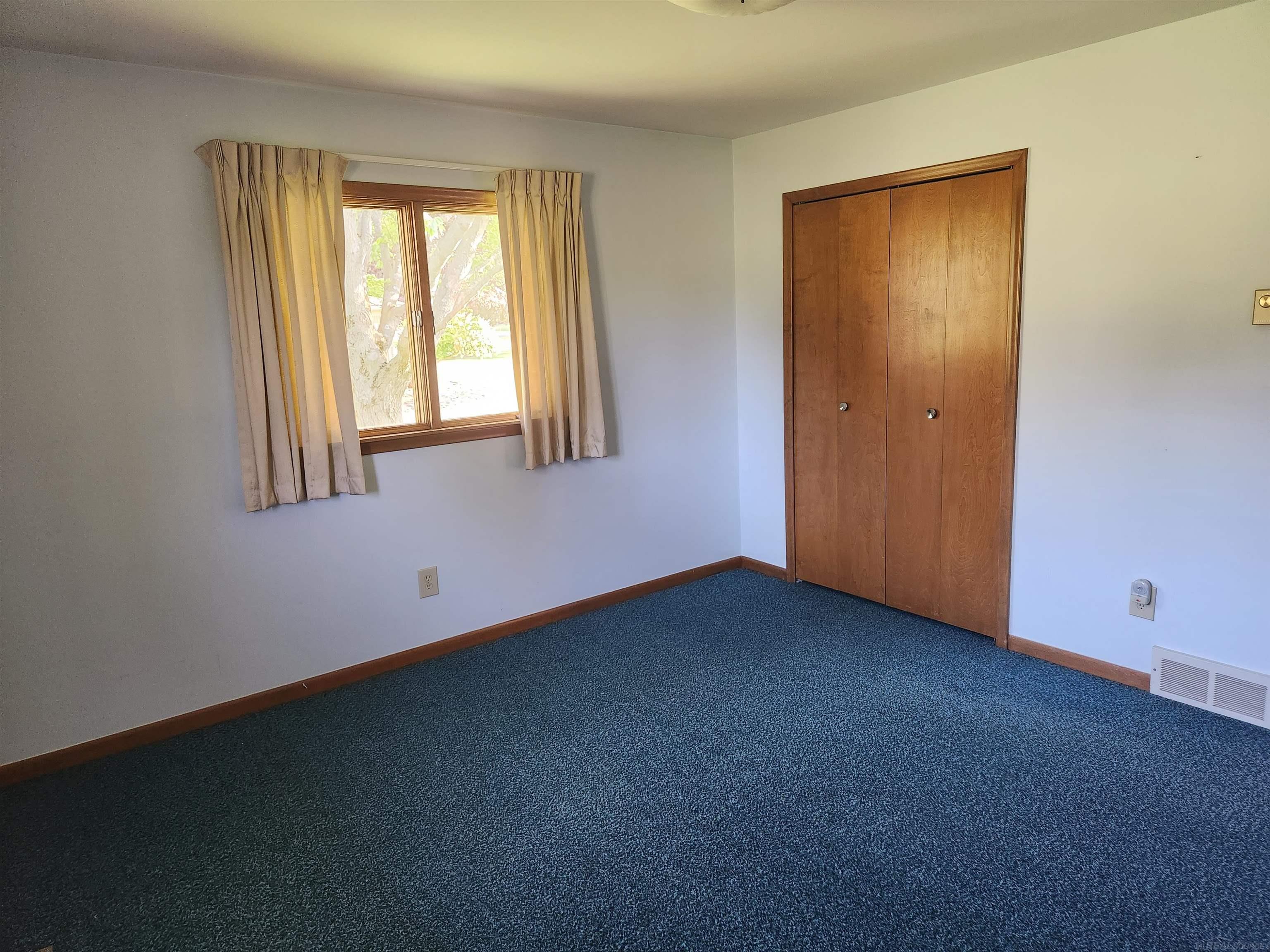4779 Kidder Road Almont, MI 48003 - Photo 28 of 36