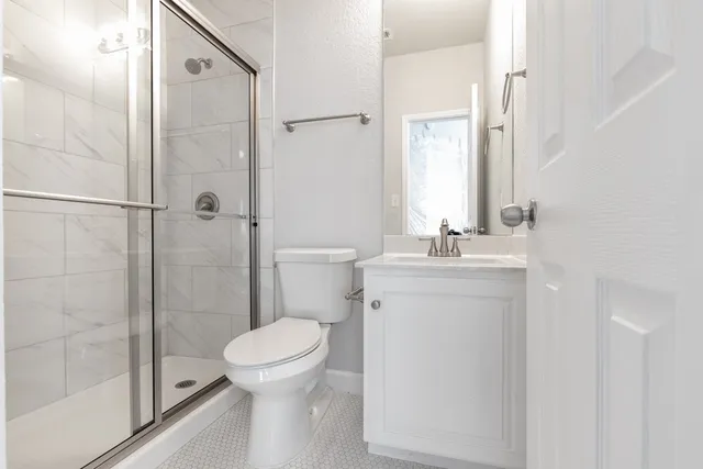 $1,850 | 2204 San Gabriel Street, Unit 104, Austin, TX 78705