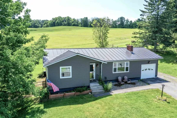 $325,000 | 44 Bailey Street, Barre, VT 05641