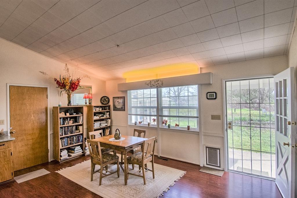 3265 Rupert Road Anderson, CA 96007 - Photo 48 of 72 Dining room