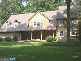 7 Forest Road Wayne, PA 19087 - Photo 3 of 6