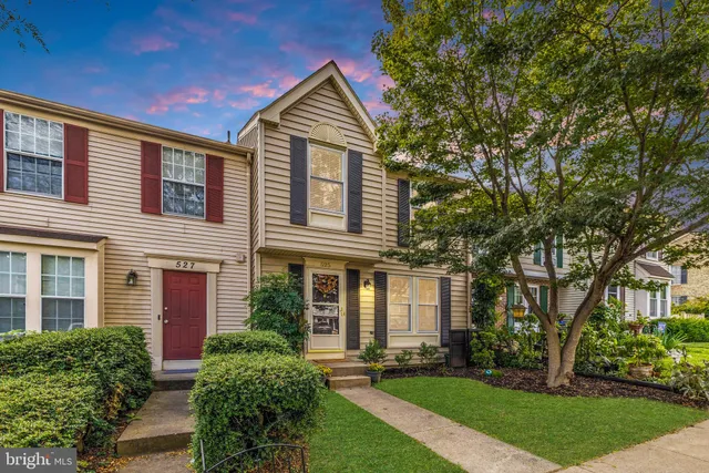 $450,000 | 525 Philmont Drive, Gaithersburg, MD 20878