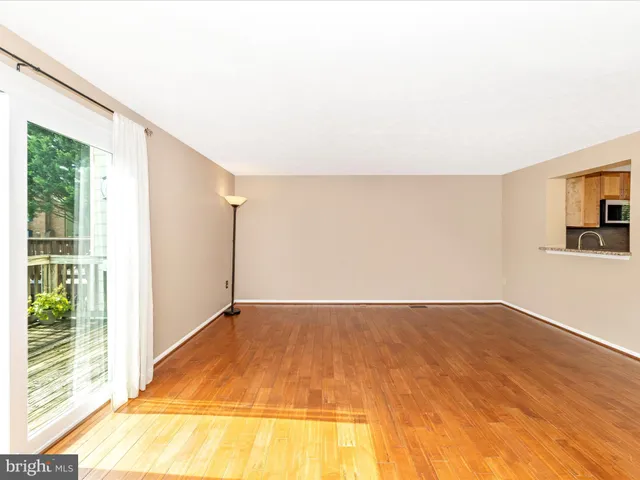 $450,000 | 525 Philmont Drive, Gaithersburg, MD 20878