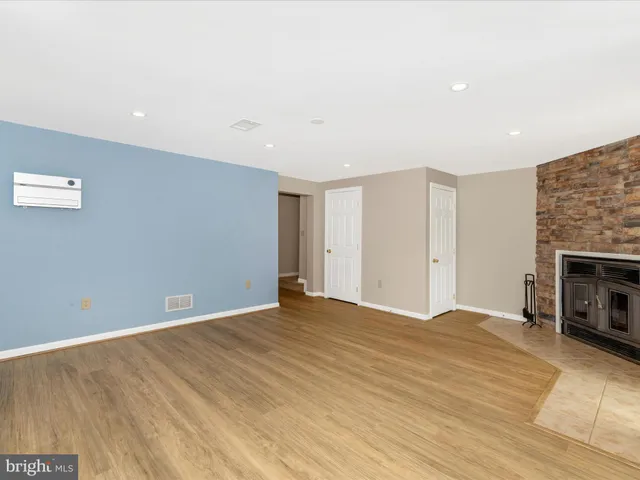 $450,000 | 525 Philmont Drive, Gaithersburg, MD 20878