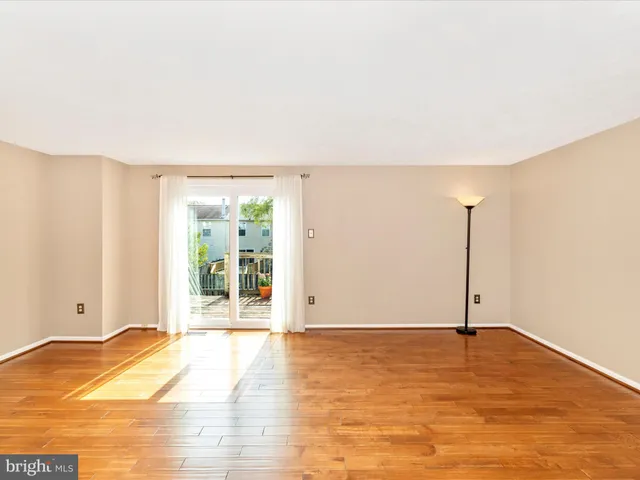 $450,000 | 525 Philmont Drive, Gaithersburg, MD 20878