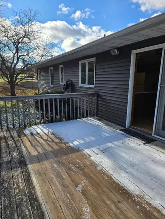 $315,000 | 1555 West Golf Drive, Platteville, WI 53818