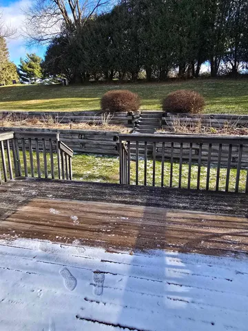 $354,000 | 1555 West Golf Drive, Platteville, WI 53818