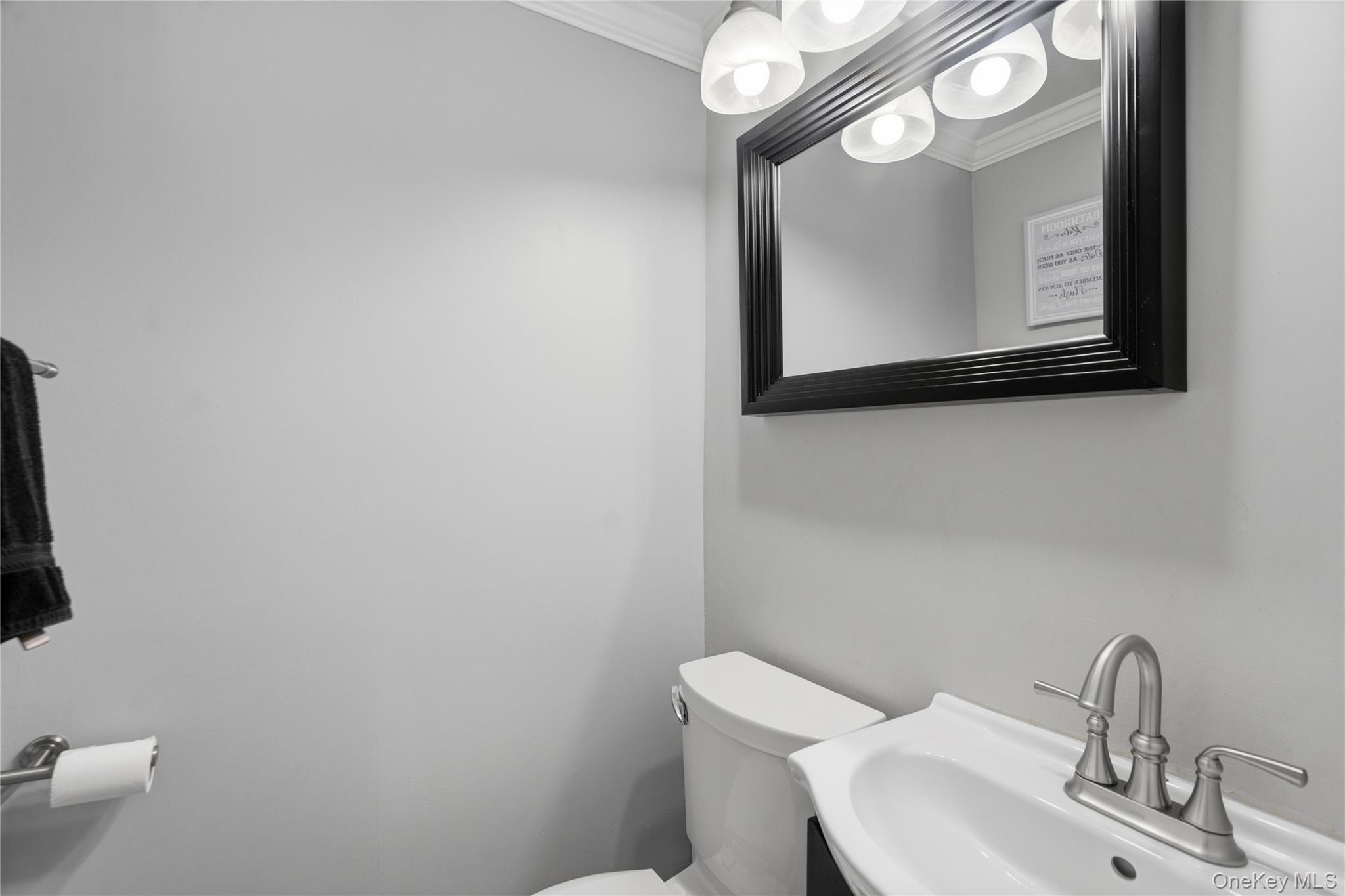 50 Abbot Road Smithtown, NY 11787 - Photo 17 of 50