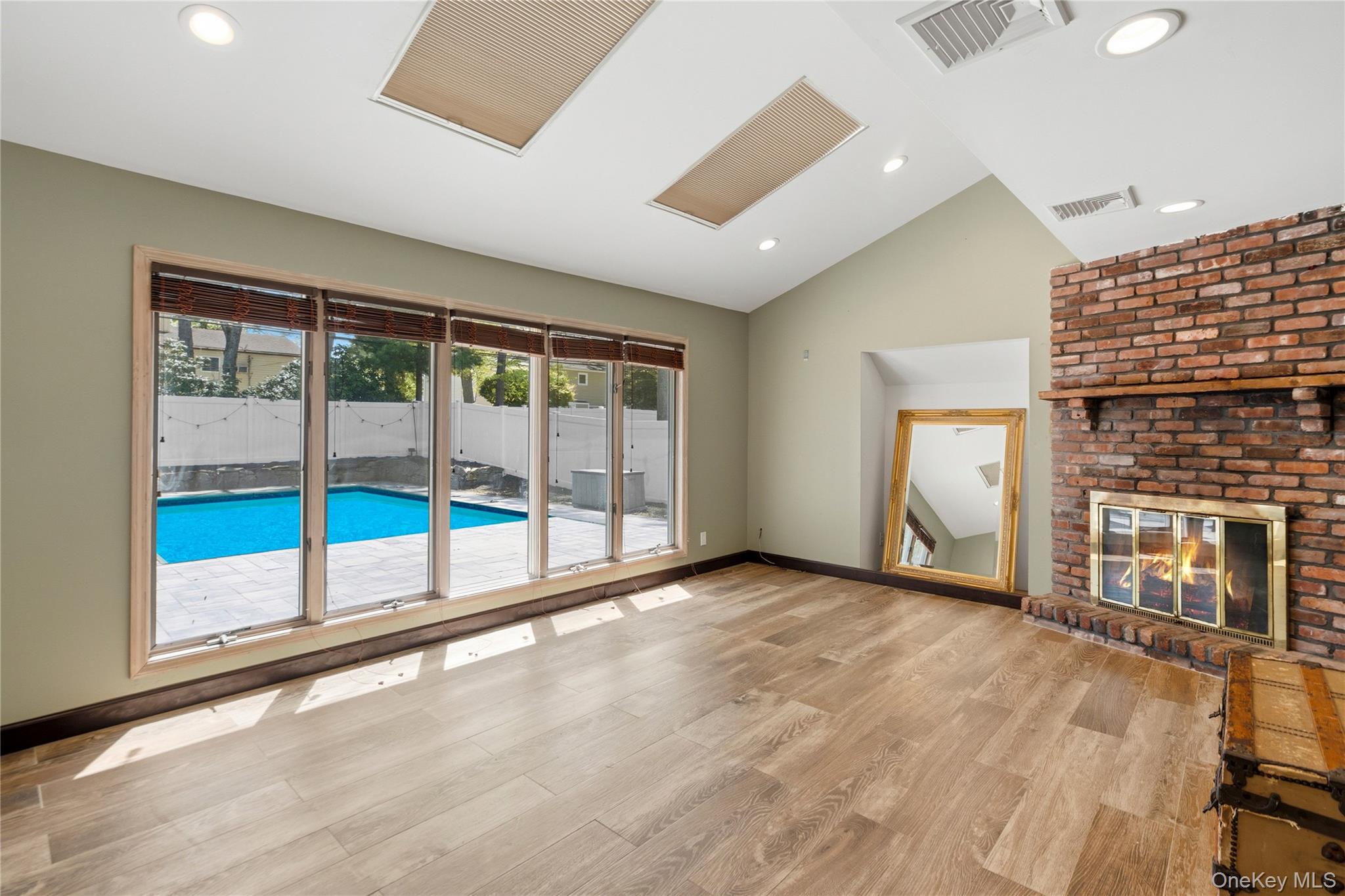 50 Abbot Road Smithtown, NY 11787 - Photo 19 of 50