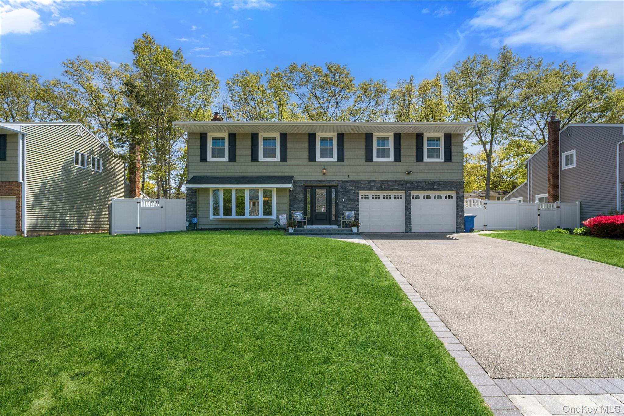 50 Abbot Road Smithtown, NY 11787 - Photo 3 of 50